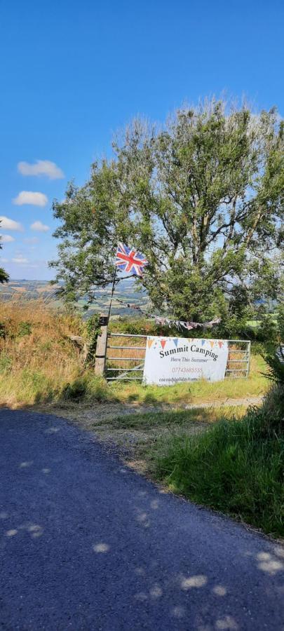 Summit Camping Kit Hill Cornwall Panoramic Views Grass Pitch From 15Pn Or Bella Bell Tent 75Pn Callington 외부 사진