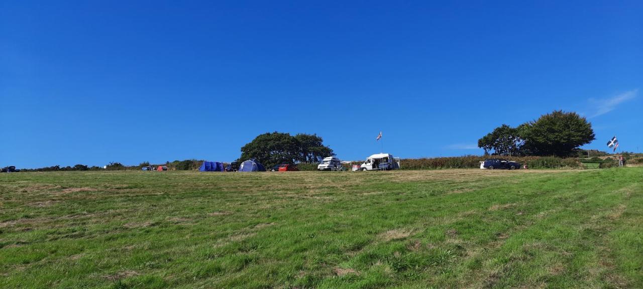 Summit Camping Kit Hill Cornwall Panoramic Views Grass Pitch From 15Pn Or Bella Bell Tent 75Pn Callington 외부 사진