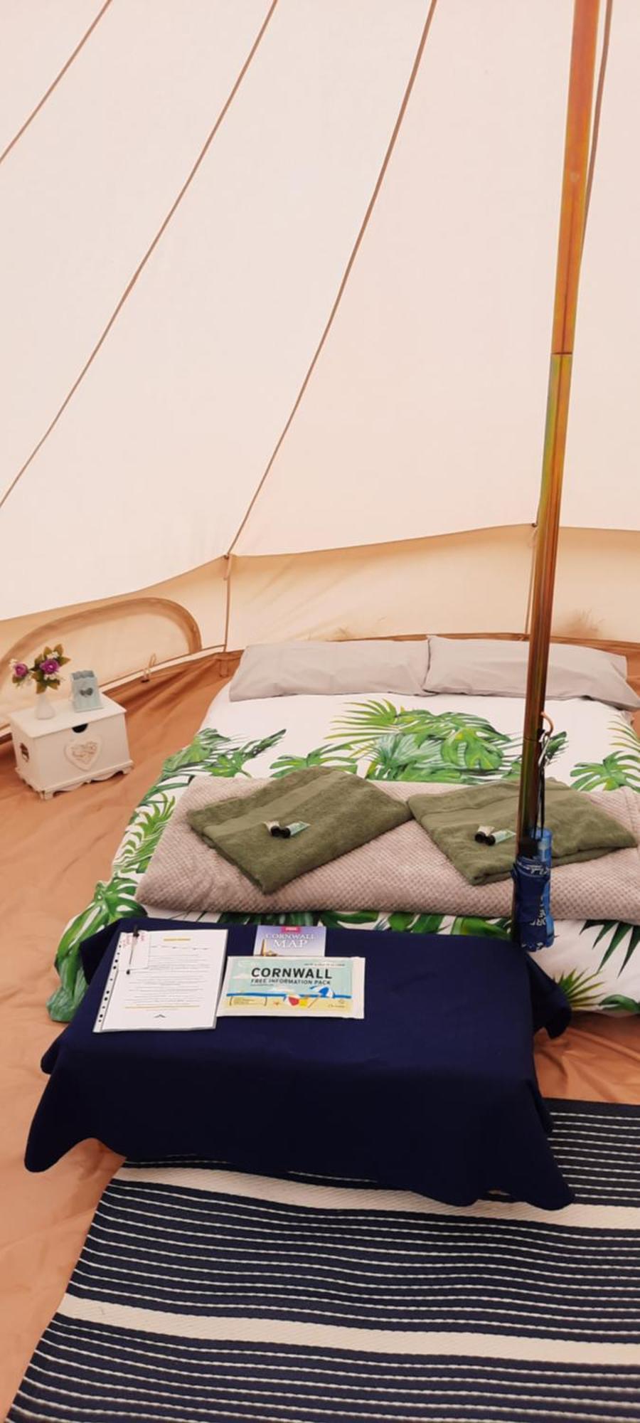 Summit Camping Kit Hill Cornwall Panoramic Views Grass Pitch From 15Pn Or Bella Bell Tent 75Pn Callington 외부 사진